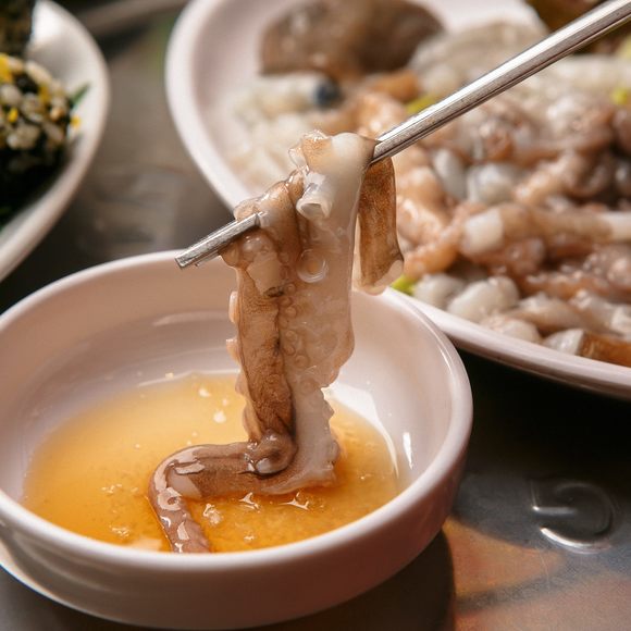 Cara Aman Makan Gurita Hidup Khas Korea